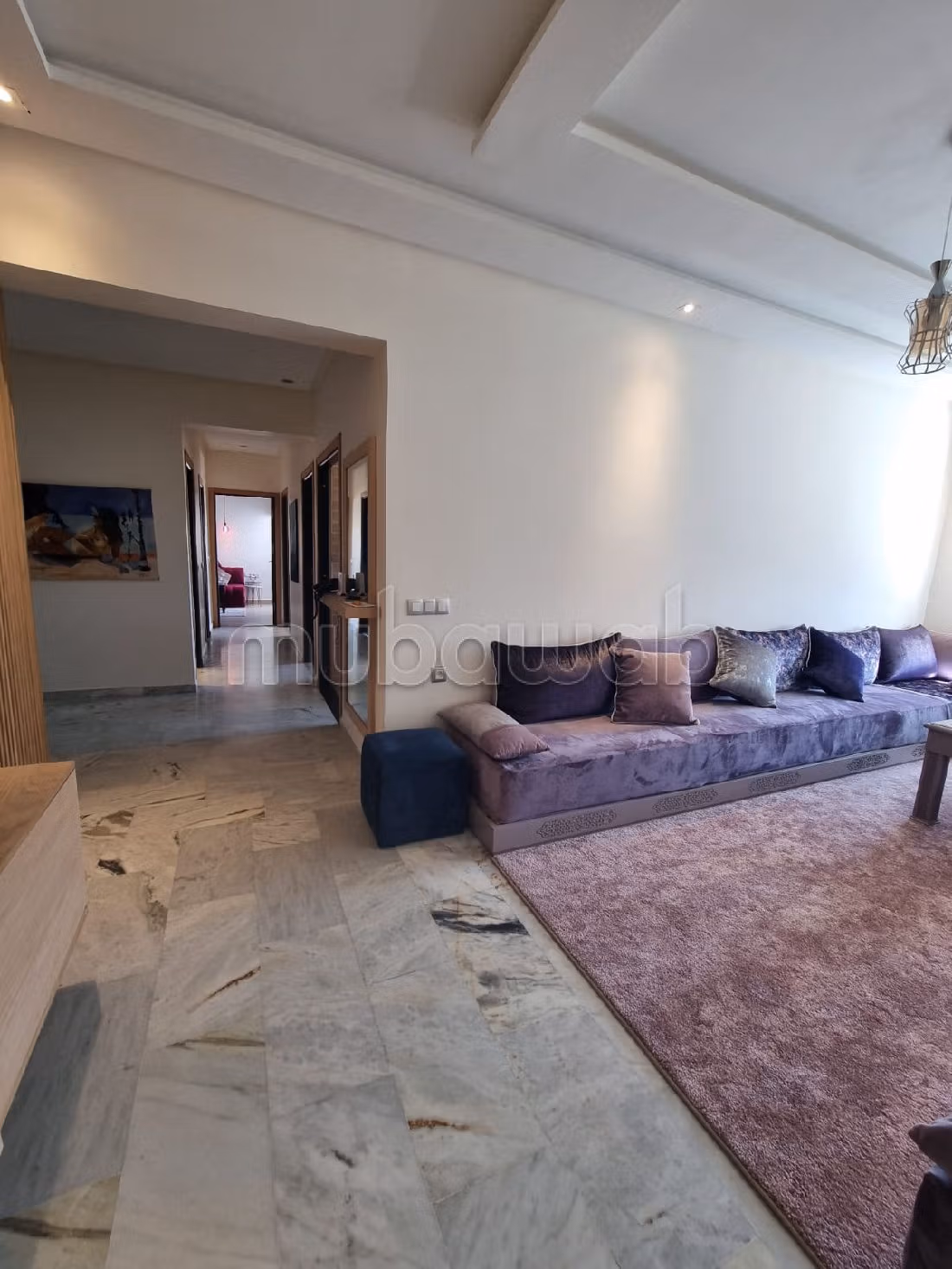 Appartementen te huur in Mannesmann. 3 Kamers. Volledig gemeubileerd. 