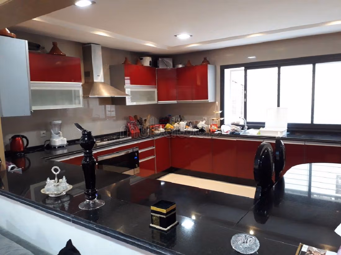 Villa de alto standing en venta en Ain Diab. 4 dormitorios. Armarios. 