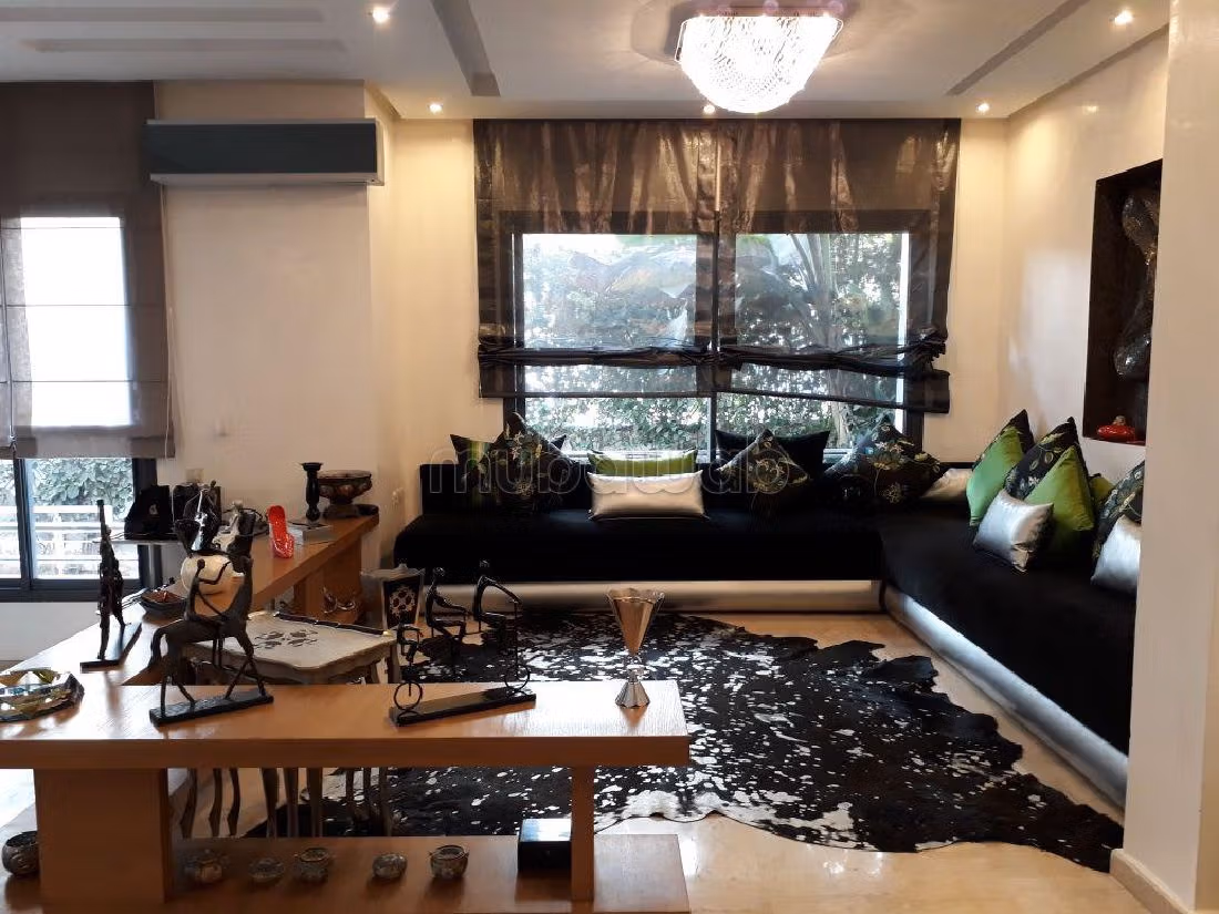 Villa de alto standing en venta en Ain Diab. 4 dormitorios. Armarios. 