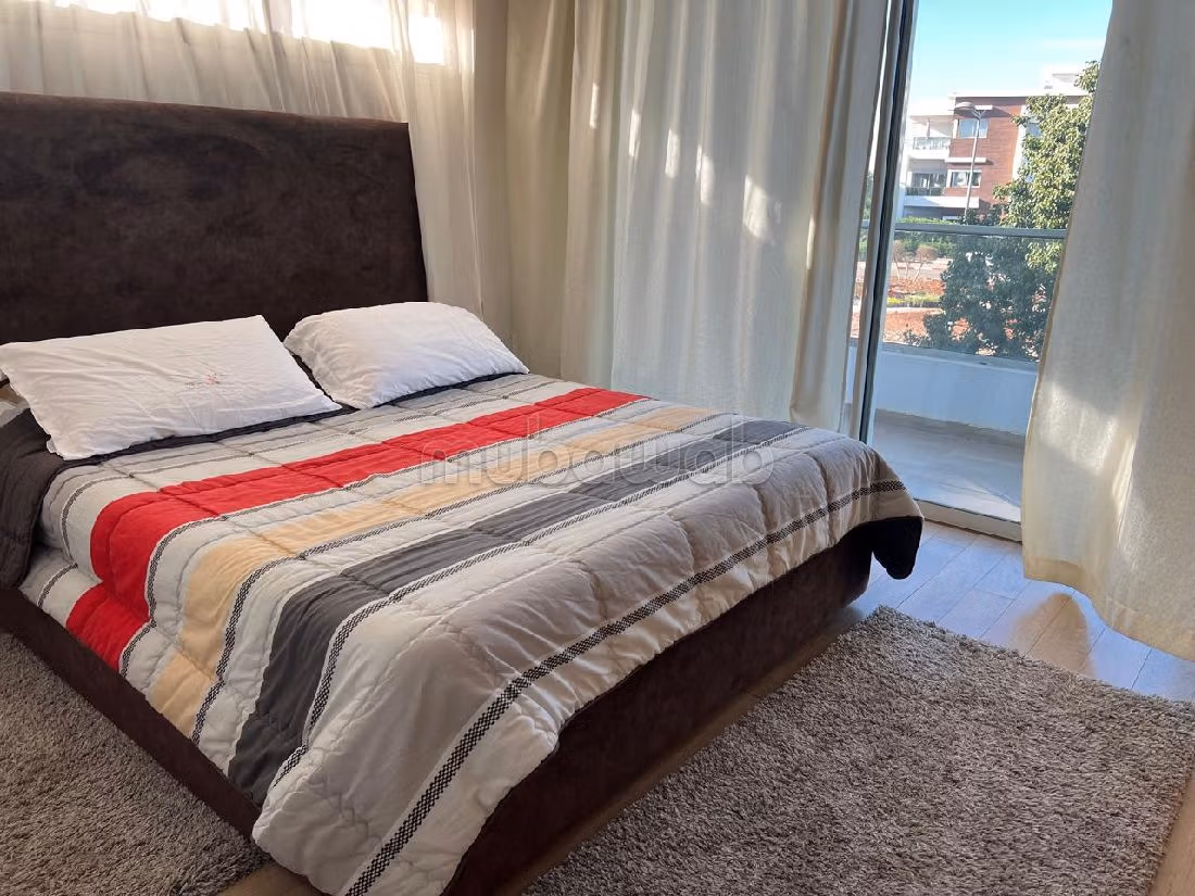 شقة رائعة للإيجار ببوسكورة. المساحة الإجمالية 100 م². مفروشة