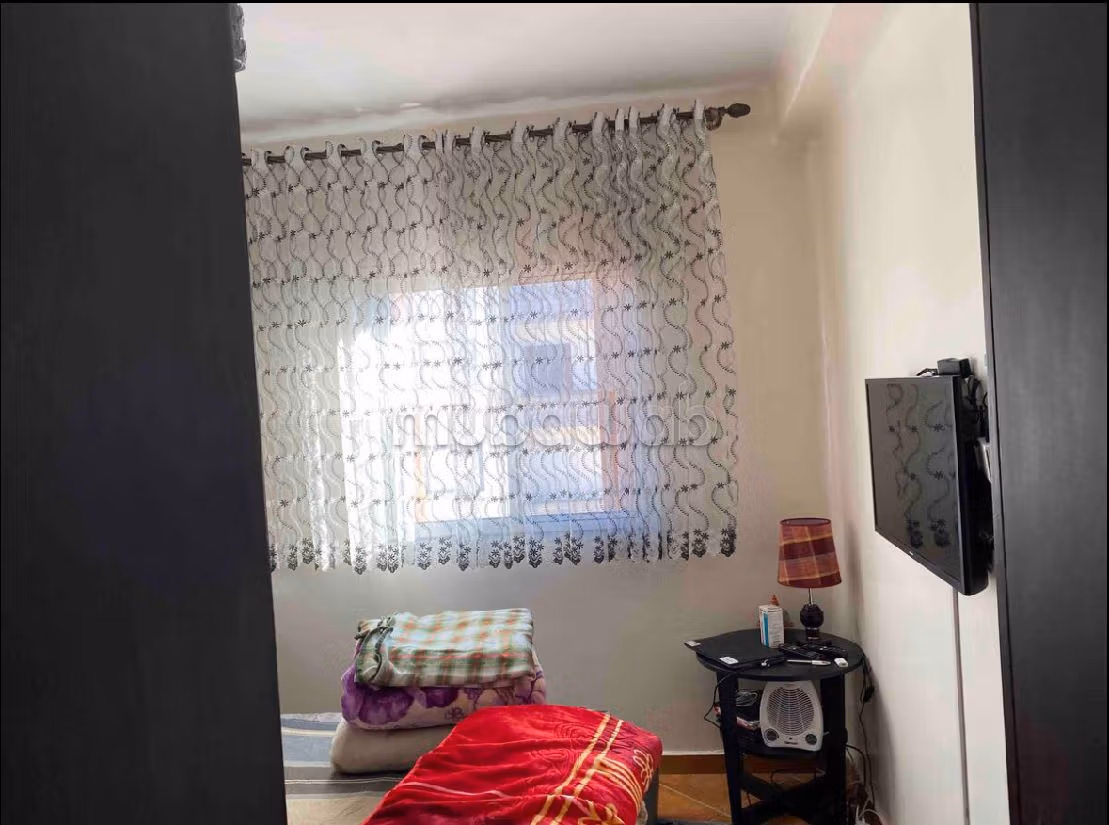 Find an apartment to buy. Area 63 m². Attic