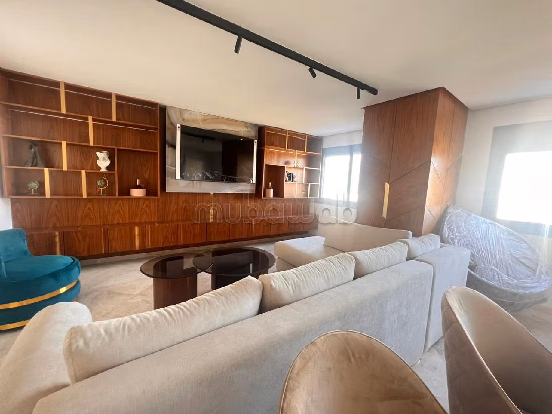 Luxueuse Appartement Avec Piscine City Center