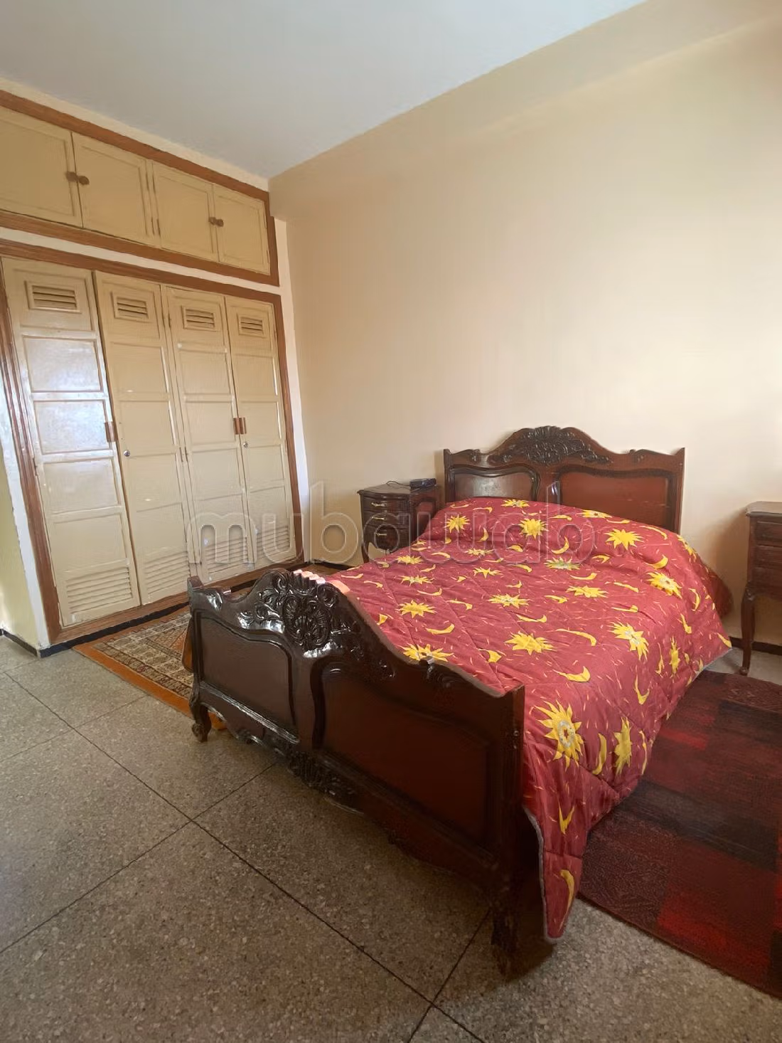 Appartamento in vendita. 3 locali spaziosi. Splendido giardino e comodo posto auto.