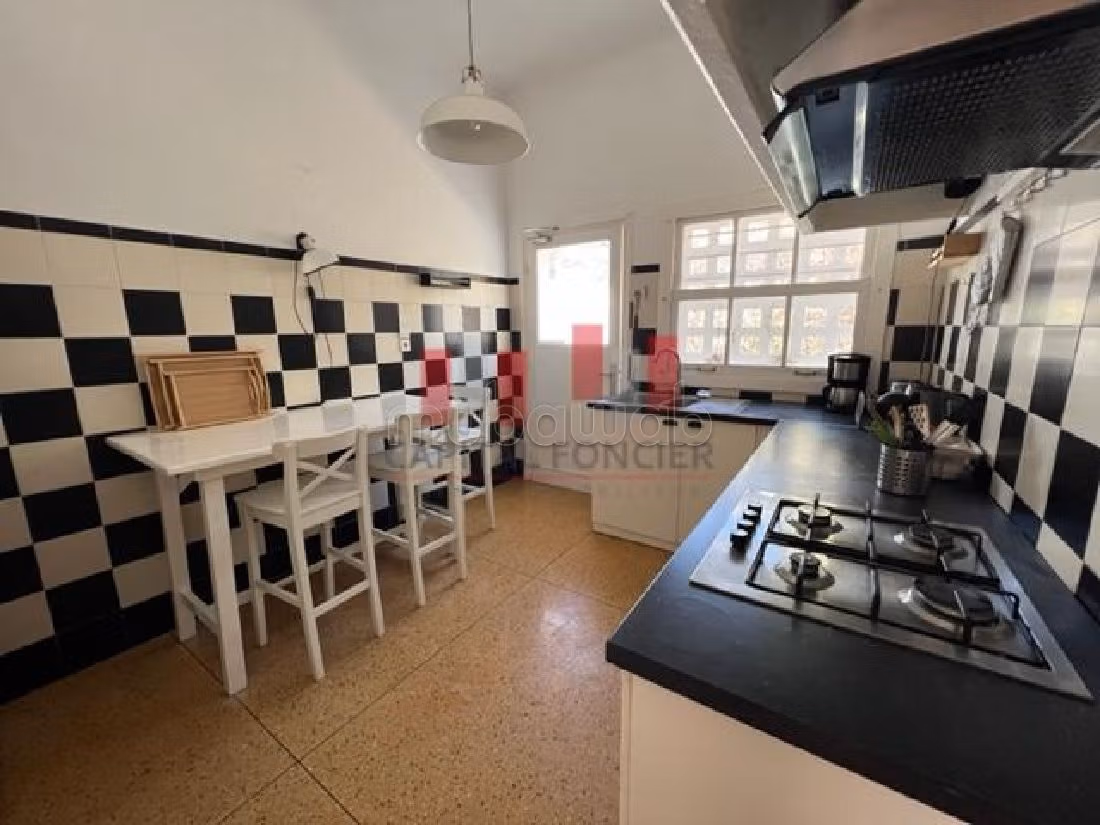 Eccezionale casa di lusso in affitto a CIL Hay Salam. 5 camere. Arredato