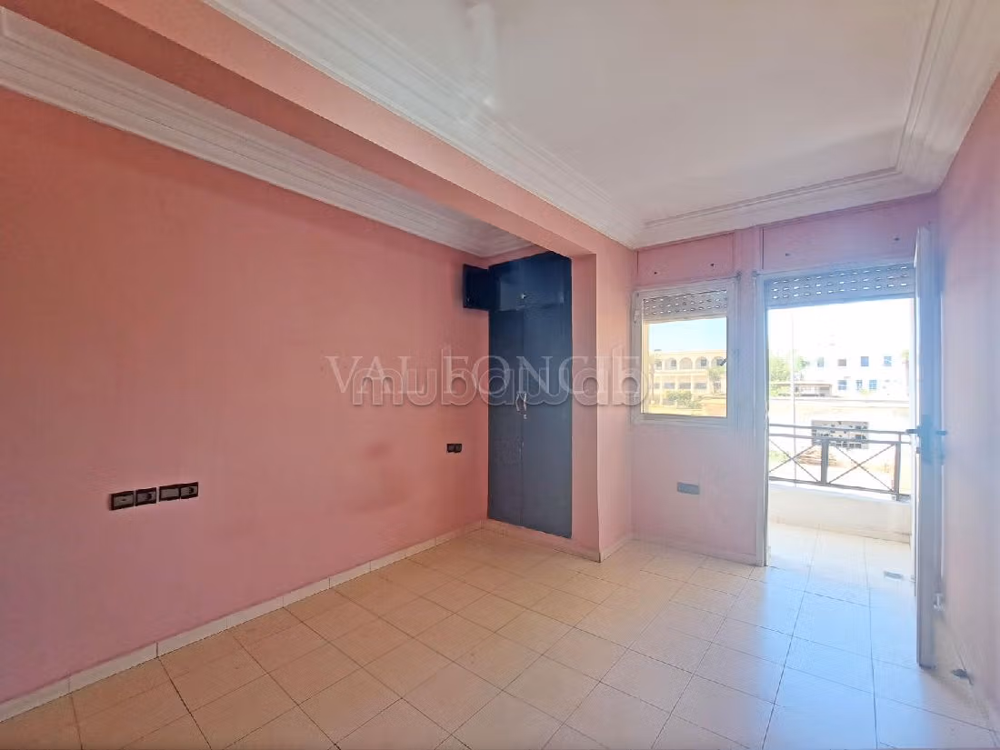 Location appartement 2 chambres sans vis à vis avec terrasse quartier des hôpitaux