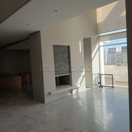 Rent your house in Riyad. 6 large rooms. Beautiful terrace