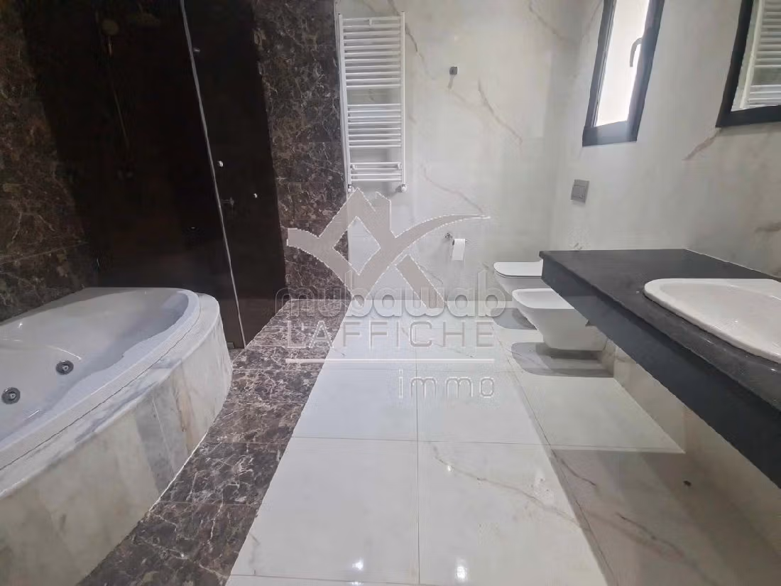 Magnifique villa vue sur mer à Gammarth Ref1862