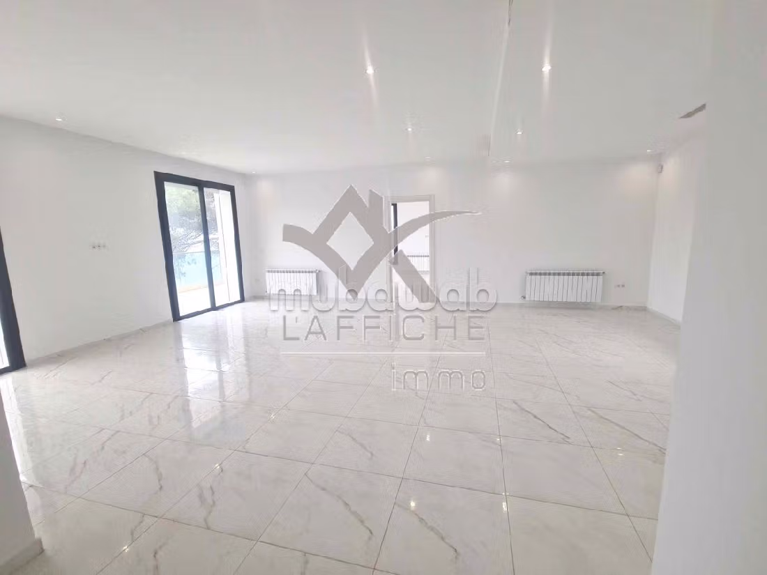 Magnifique villa vue sur mer à Gammarth Ref1862