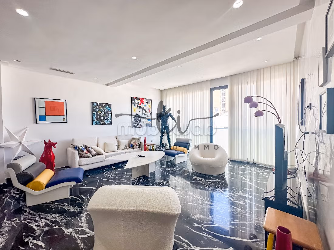Appartement de deux chambres meublé à la location à Racine