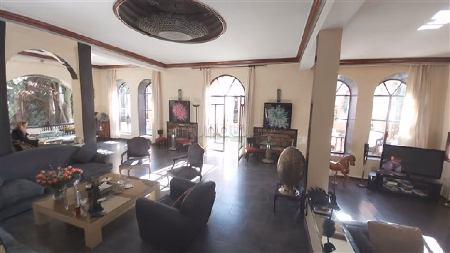 Magnificent villa for sale in Amelkis. Dimension 380 m². New furniture