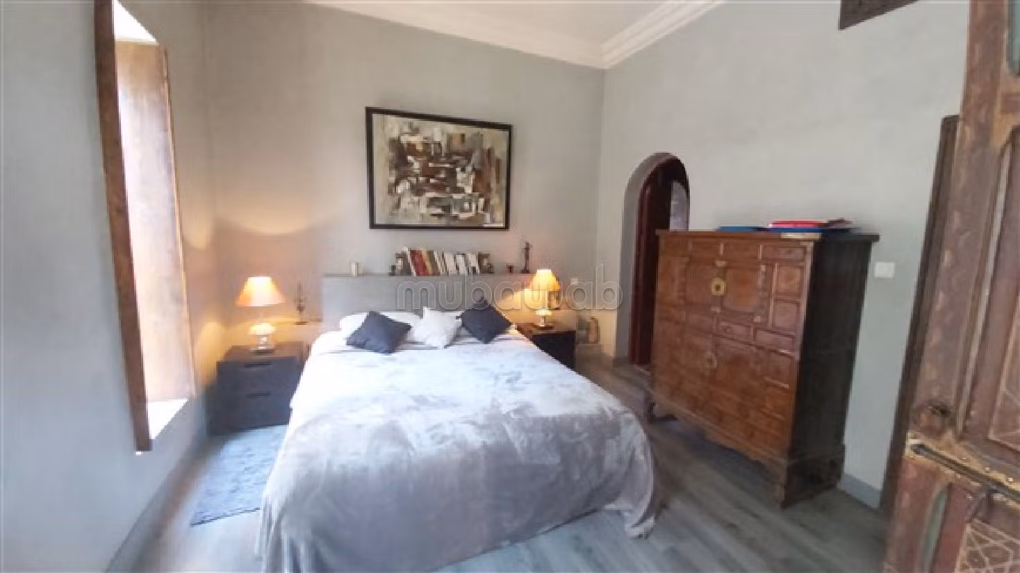 Magnificent villa for sale in Amelkis. Dimension 380 m². New furniture