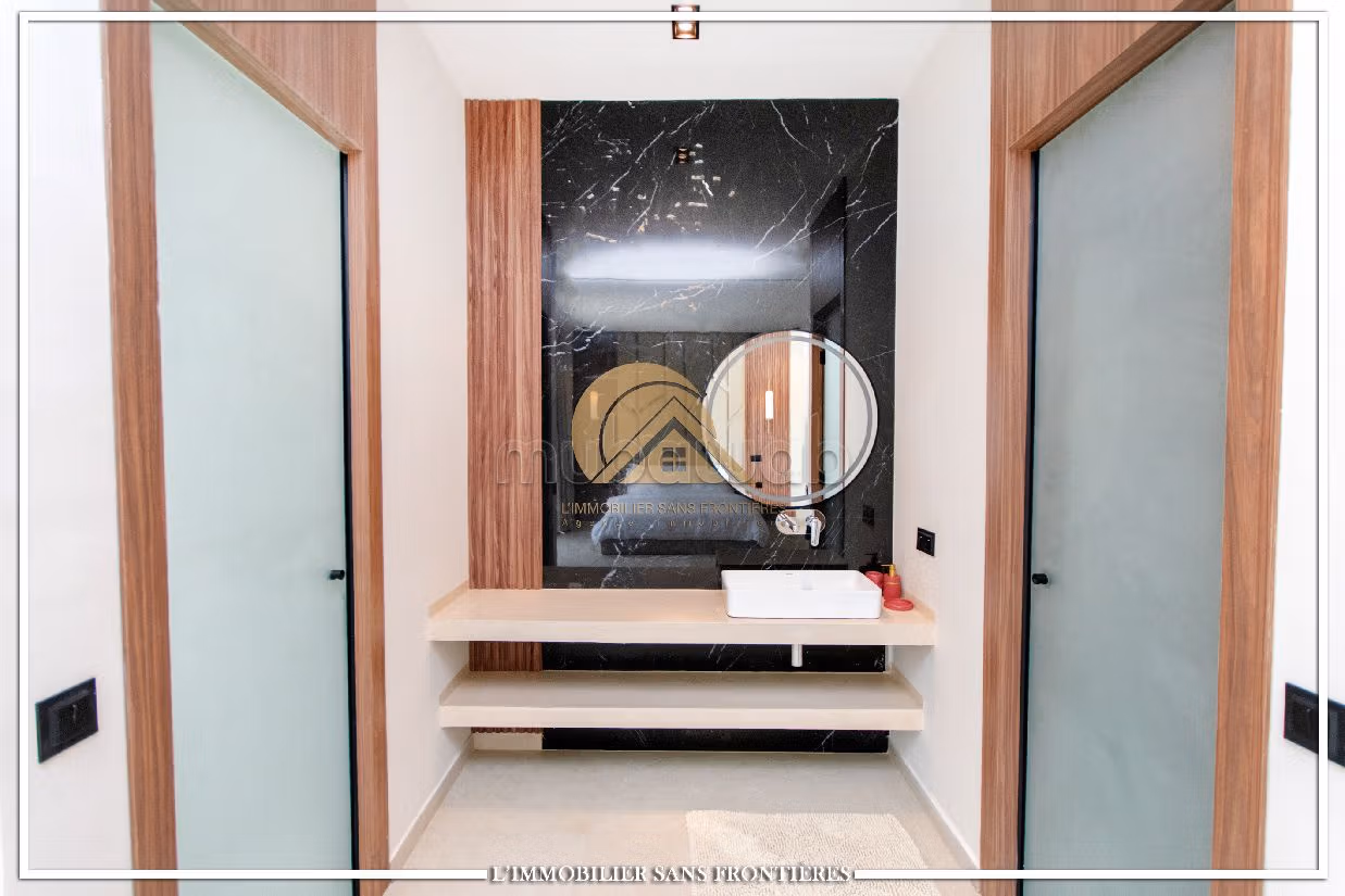 Villa's en luxe woningen huren in Route de Ouarzazate. 5 Ruimtes. Gemeubileerd