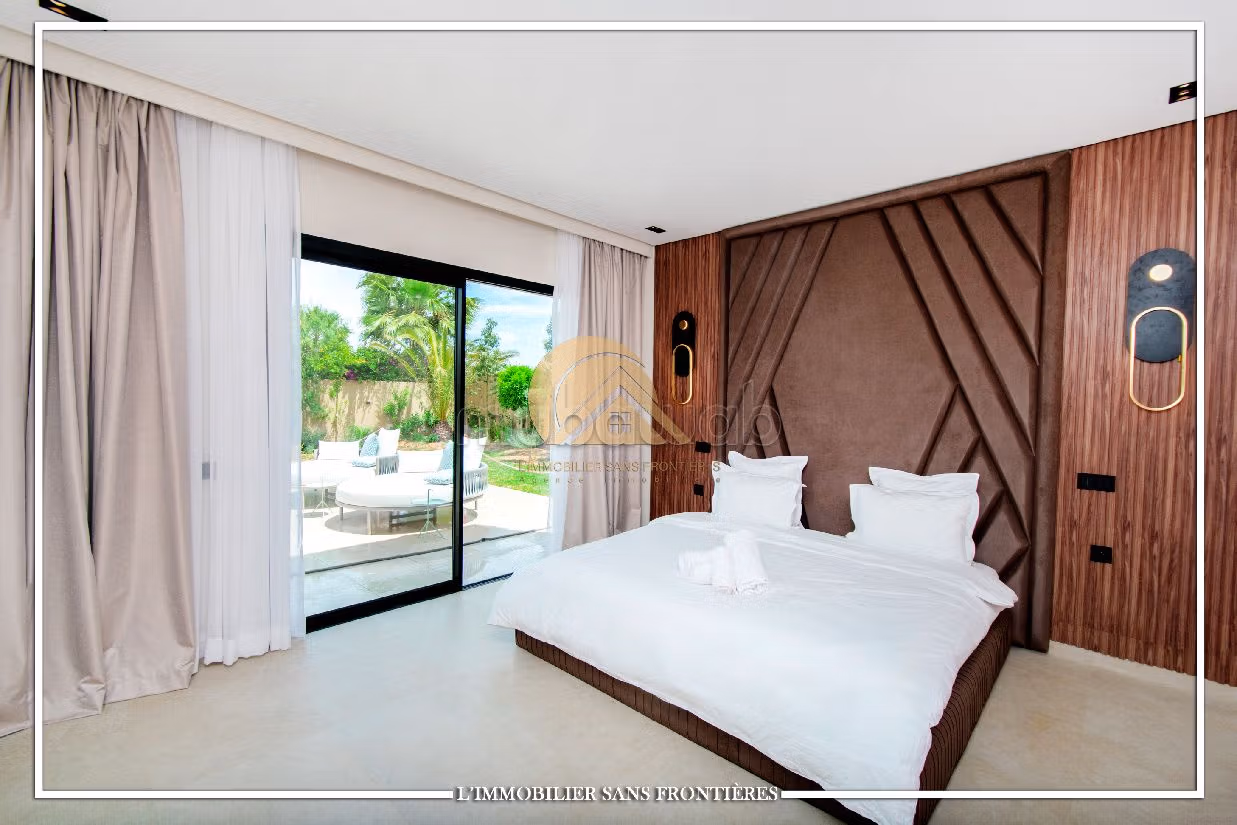 Villa's en luxe woningen huren in Route de Ouarzazate. 5 Ruimtes. Gemeubileerd
