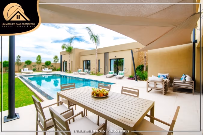 Maestosa villa in affitto a Route de Ouarzazate. 5 ampi locali. Ammobiliato