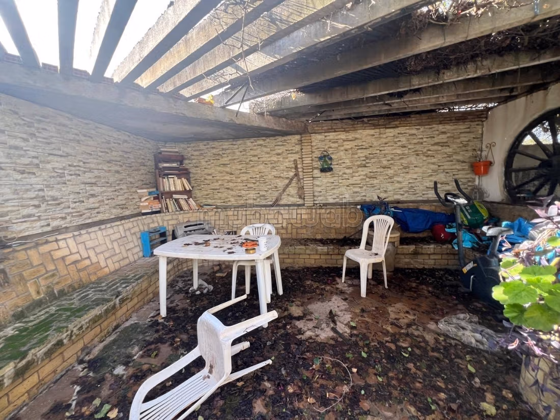 Terreno con casa a Sidi Youness
