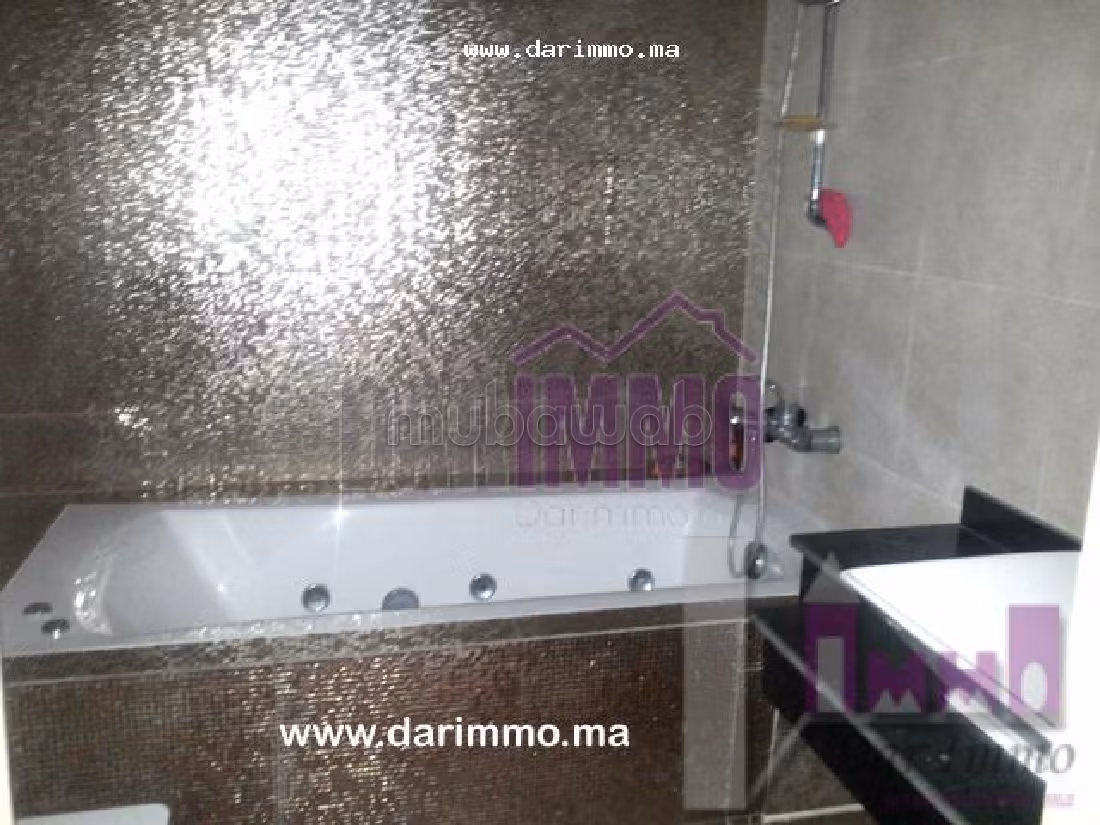 Affitto di uno splendido appartamento. 4 locali spaziosi. Garage. 