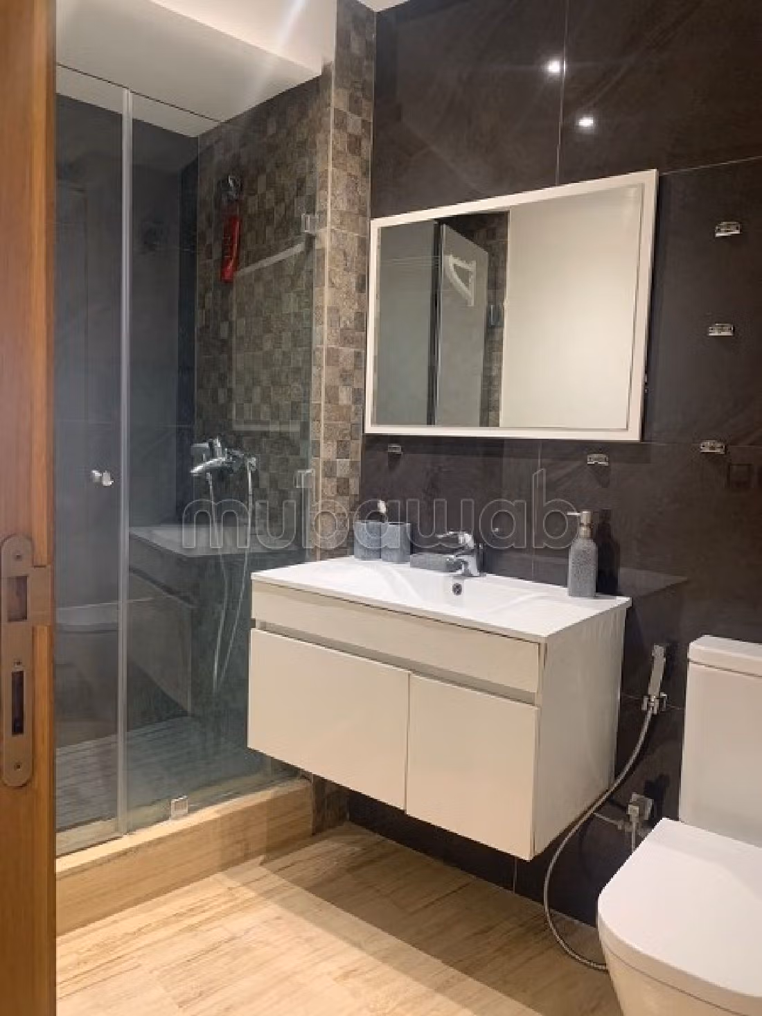 Apartment for rent in Gauthier. 3 comfortable rooms. Furnishings