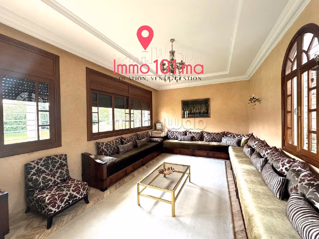 Villa vue sur vallée à vendre à Souissi