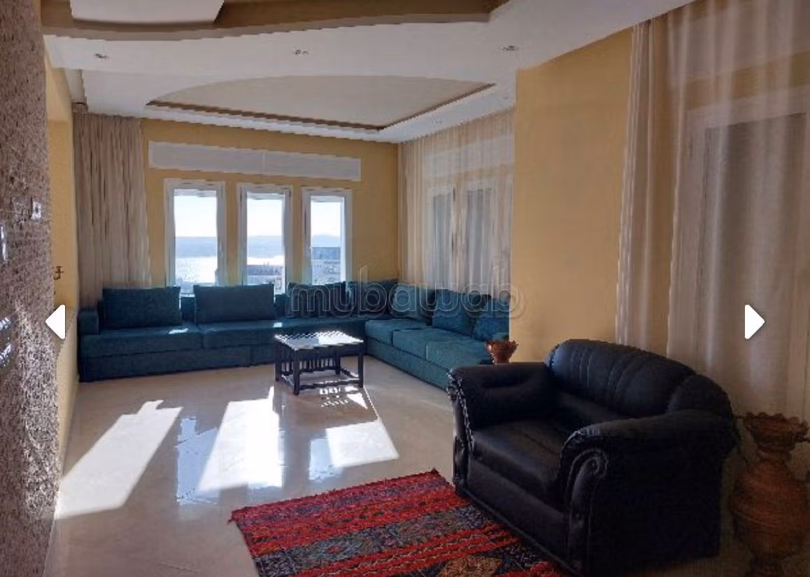 Luxury villas & houses for rent in Malabata. 5 large rooms. Garden and terrace