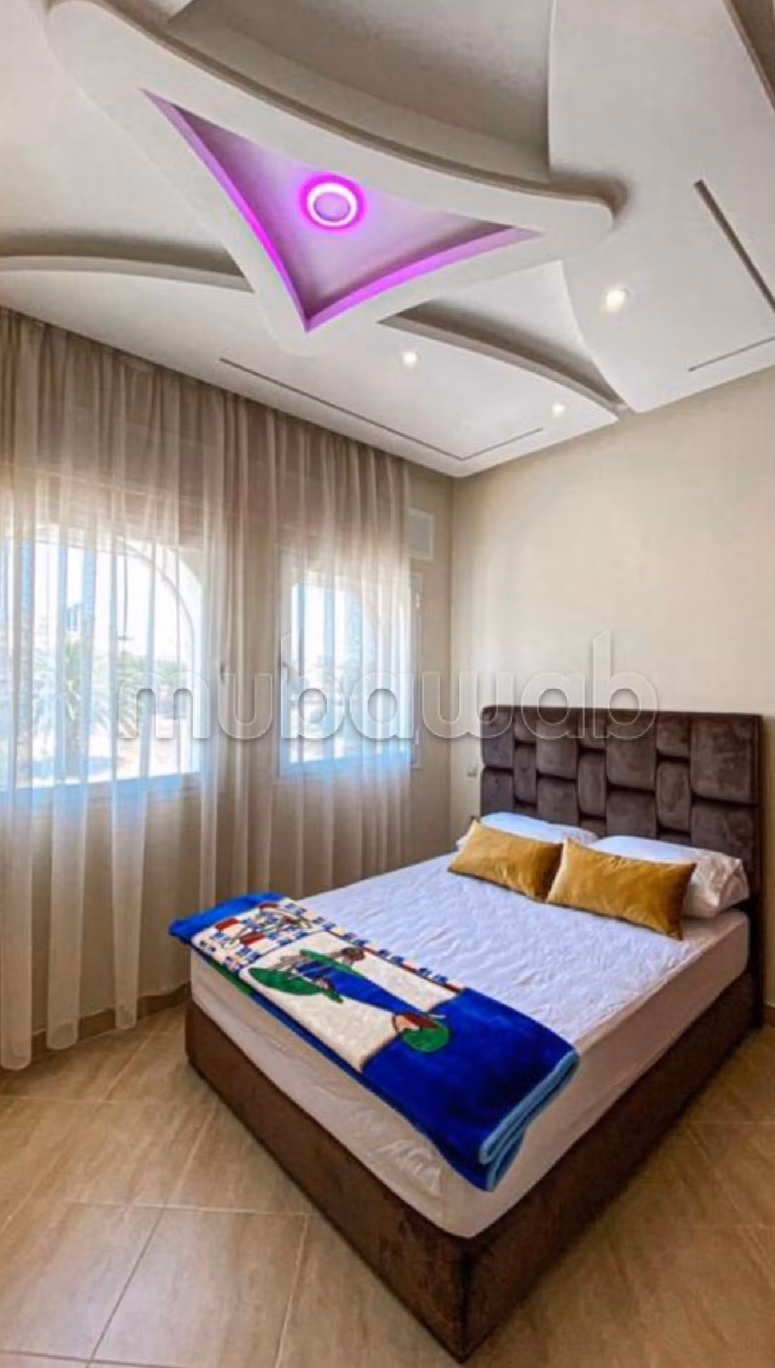 Luxury villas & houses for rent in Malabata. 5 large rooms. Garden and terrace