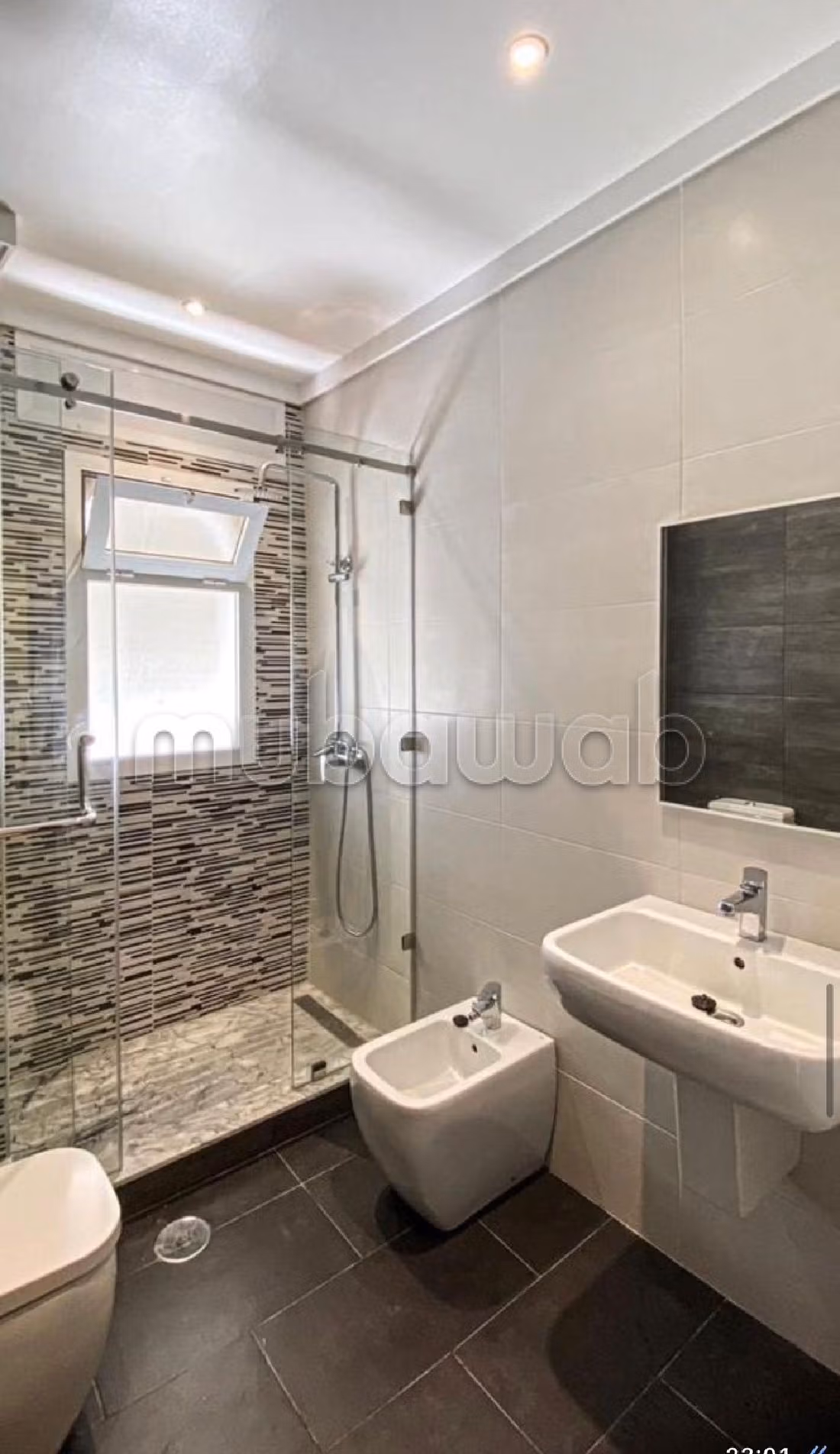 Luxury villas & houses for rent in Malabata. 5 large rooms. Garden and terrace