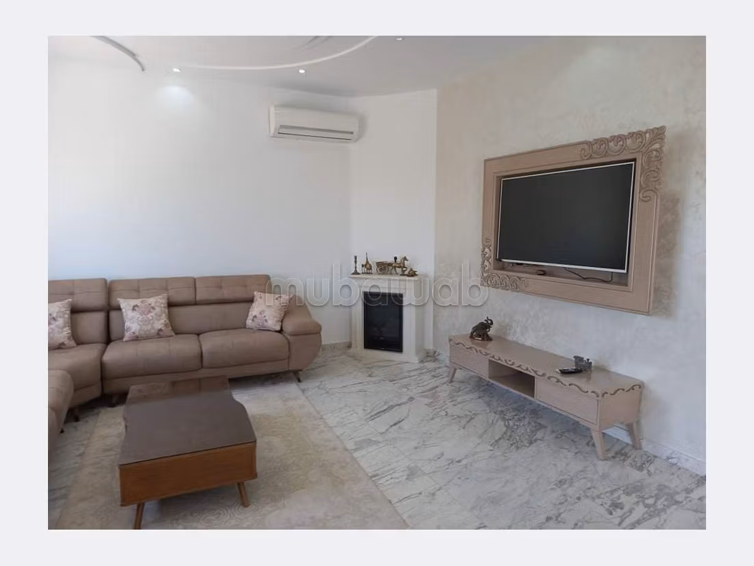 Fabulous villa for sale. Dimension 180 m². Robust door, Air conditioning installation