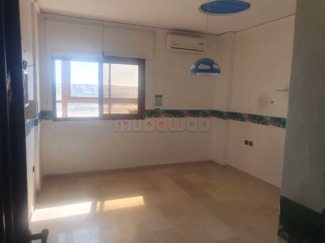 Koopappartementen. 4 Ruimtes. Garage en mooi terras