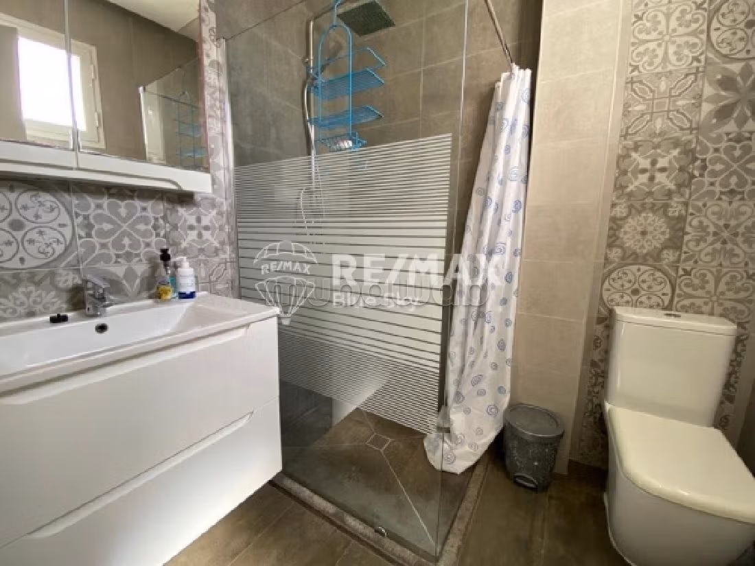 Lovely apartment for rent in La Marsa. Large area 1 m². 