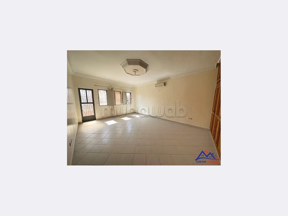 Fabulous villa for sale in Hay Mabrouka. 5 lovely rooms. Terrace and garden