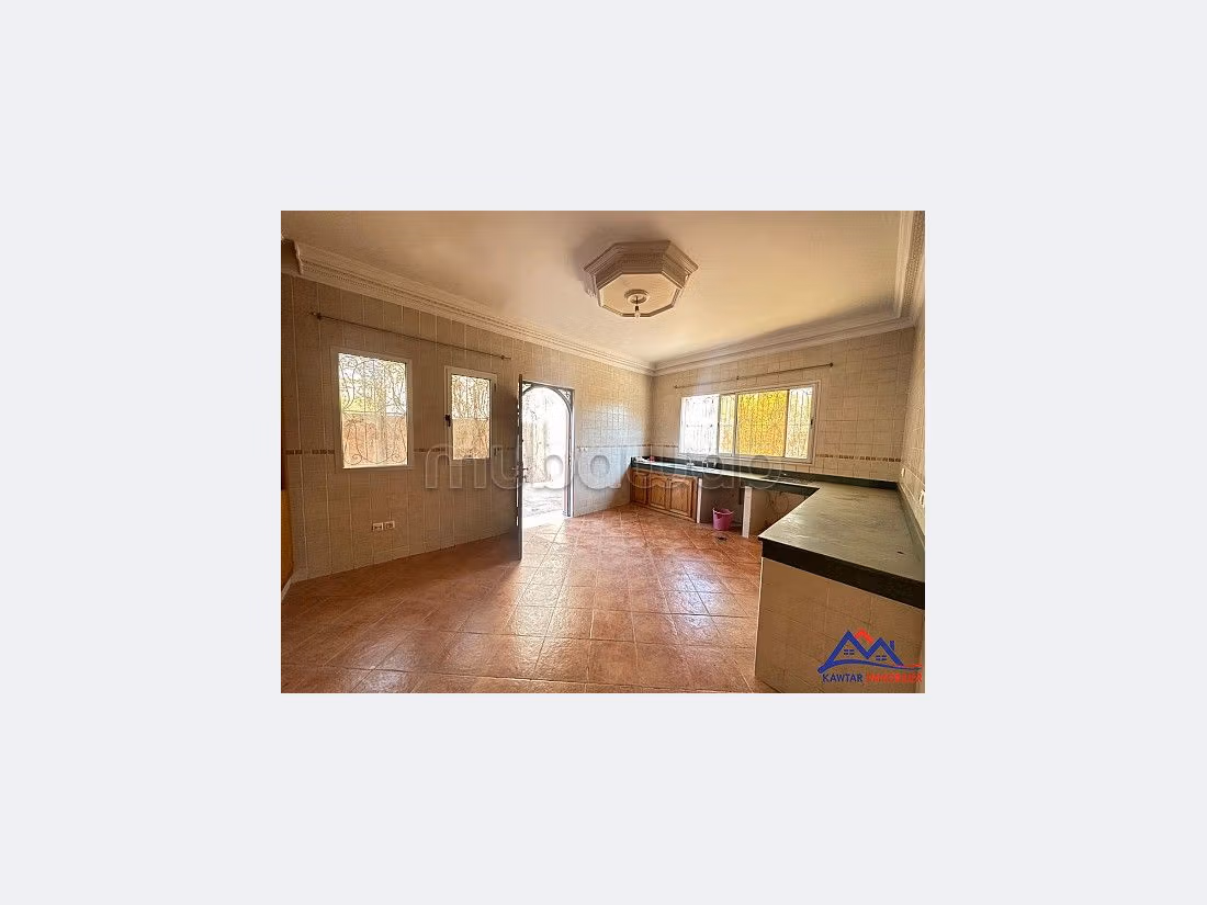 Fabulous villa for sale in Hay Mabrouka. 5 lovely rooms. Terrace and garden