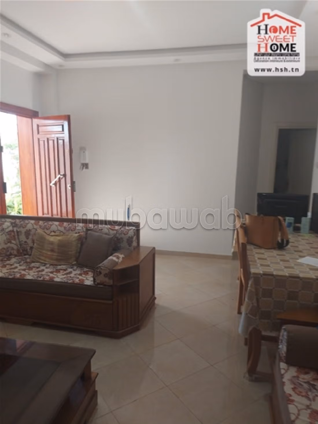 Sale of a lovely apartment in La Marsa. Small area 150 m². Balcony. 