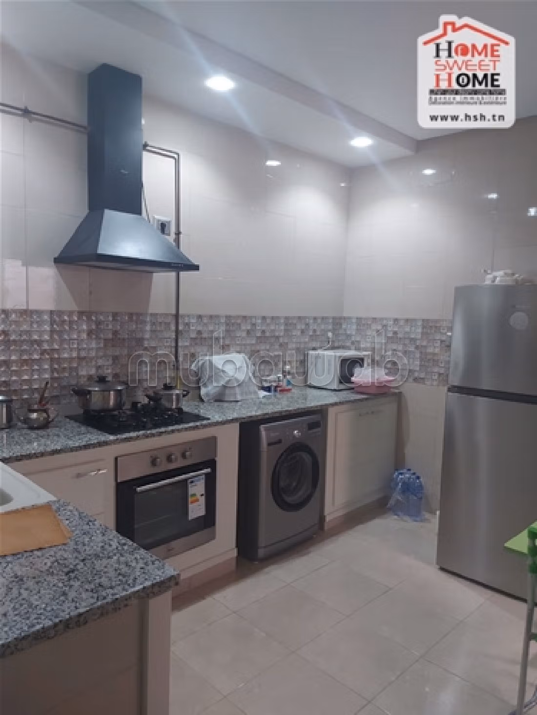 Sale of a lovely apartment in La Marsa. Small area 150 m². Balcony. 