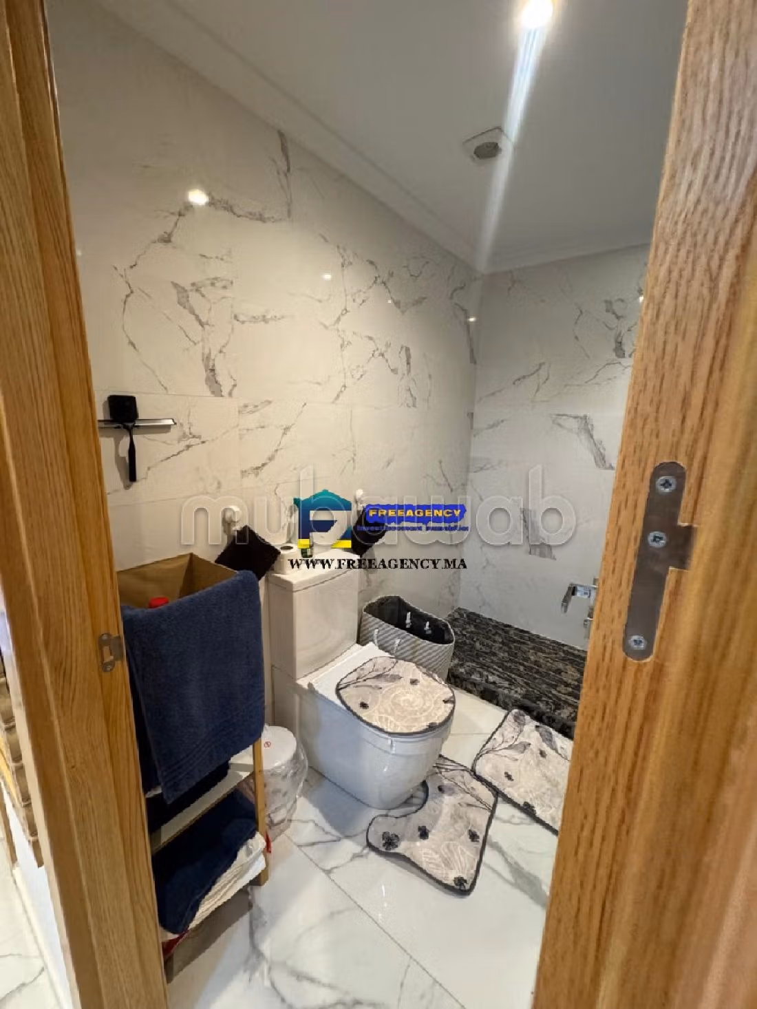 Appartementen huren in Malabata. 1 Slaapkamer. Volledig gemeubileerd. 