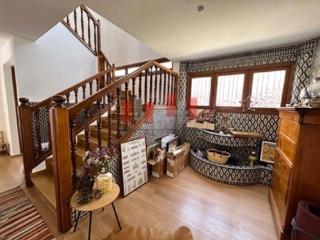 فيلا ممتازة للإيجار بحي السلام السيال. 4 غرف. مفروشة