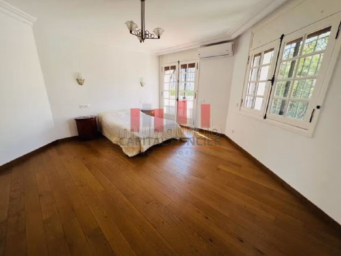 Magnifica casa di lusso in affitto a CIL Hay Salam. Superficie di 1000 m². Arredato