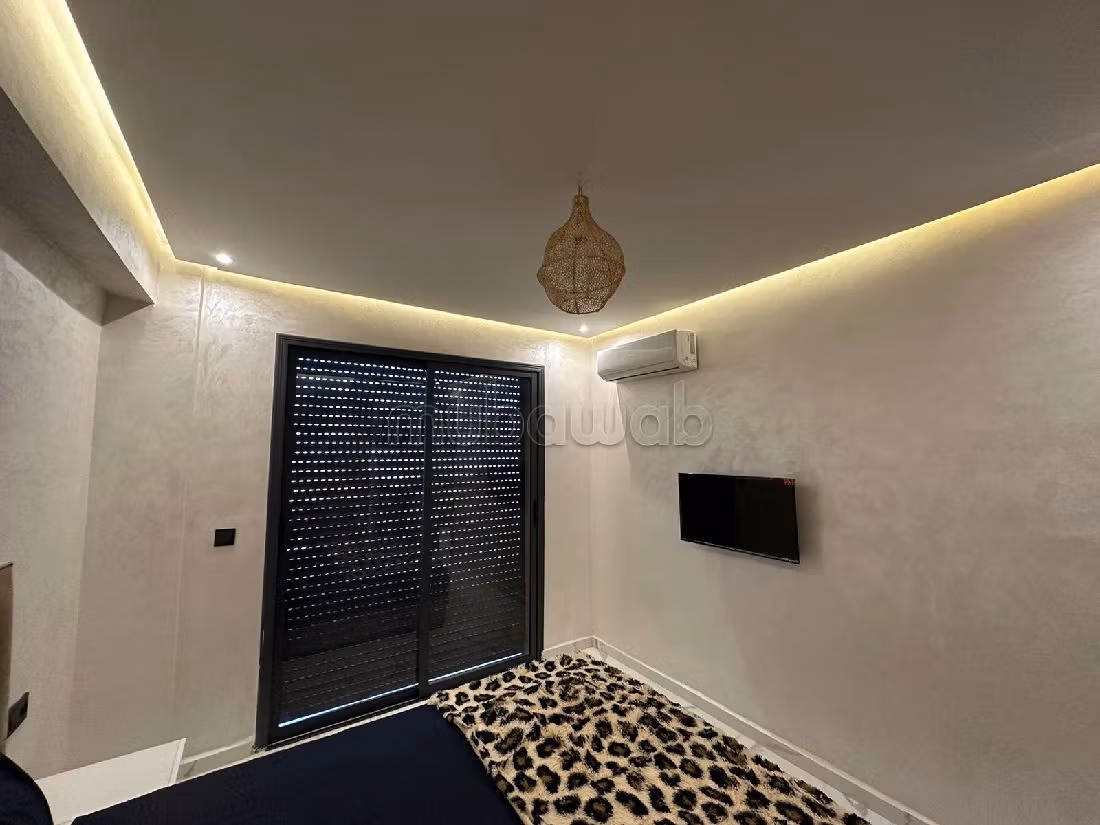 شقق للكراء بطريق الدارالبيضاء. 1 غرفة. مع مصعد وشرفة