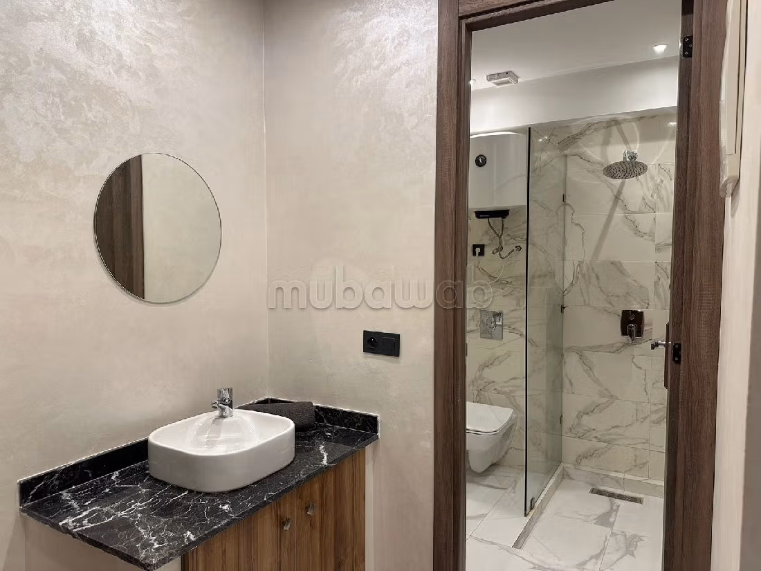 شقق للكراء بطريق الدارالبيضاء. 1 غرفة. مع مصعد وشرفة