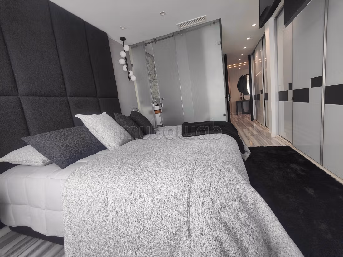 Appartement 270 m² f Triangle d'Or — 18