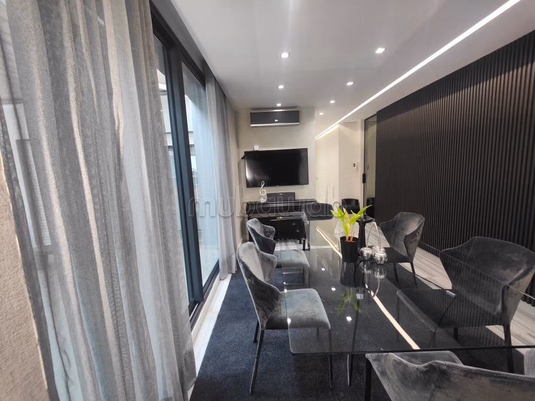 Appartement 270 m² f Triangle d'Or — 20