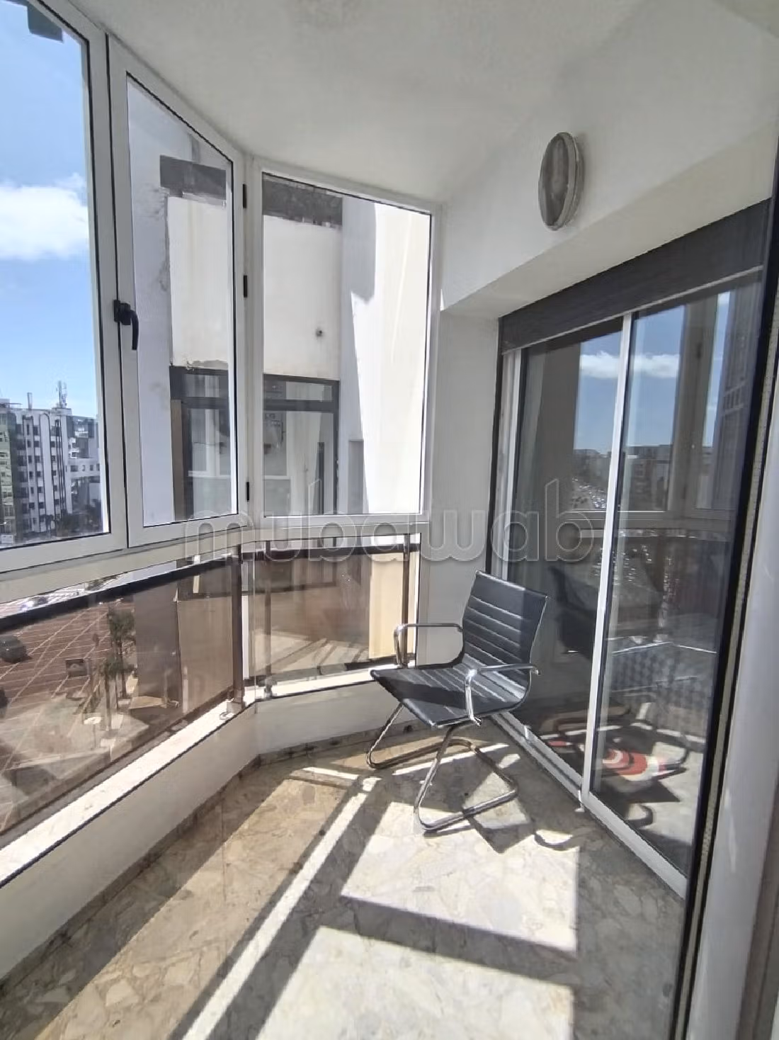 Spacieux meublé sans vis a vis