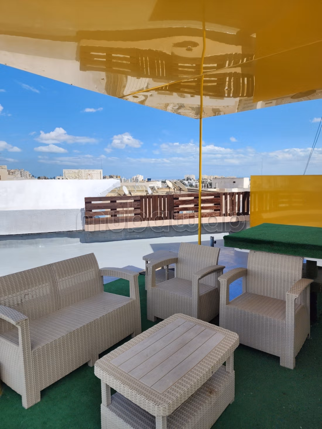 Coquet S2 avec grande terrasse à Manzah 7 Bis