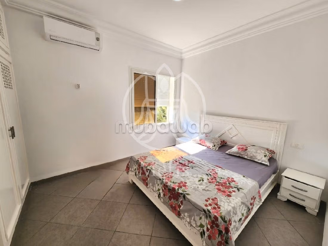 Magnificent villa for sale in Hammamet Nord. 4 rooms. Beautiful terrace and garden