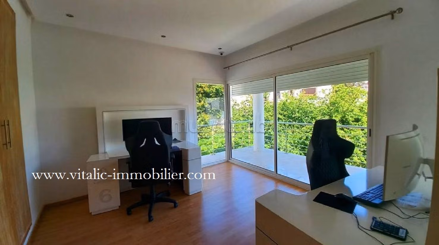 Villa's en luxe woningen beschikbaar in Marchan. 7 Ruimtes. Terras en garage. 