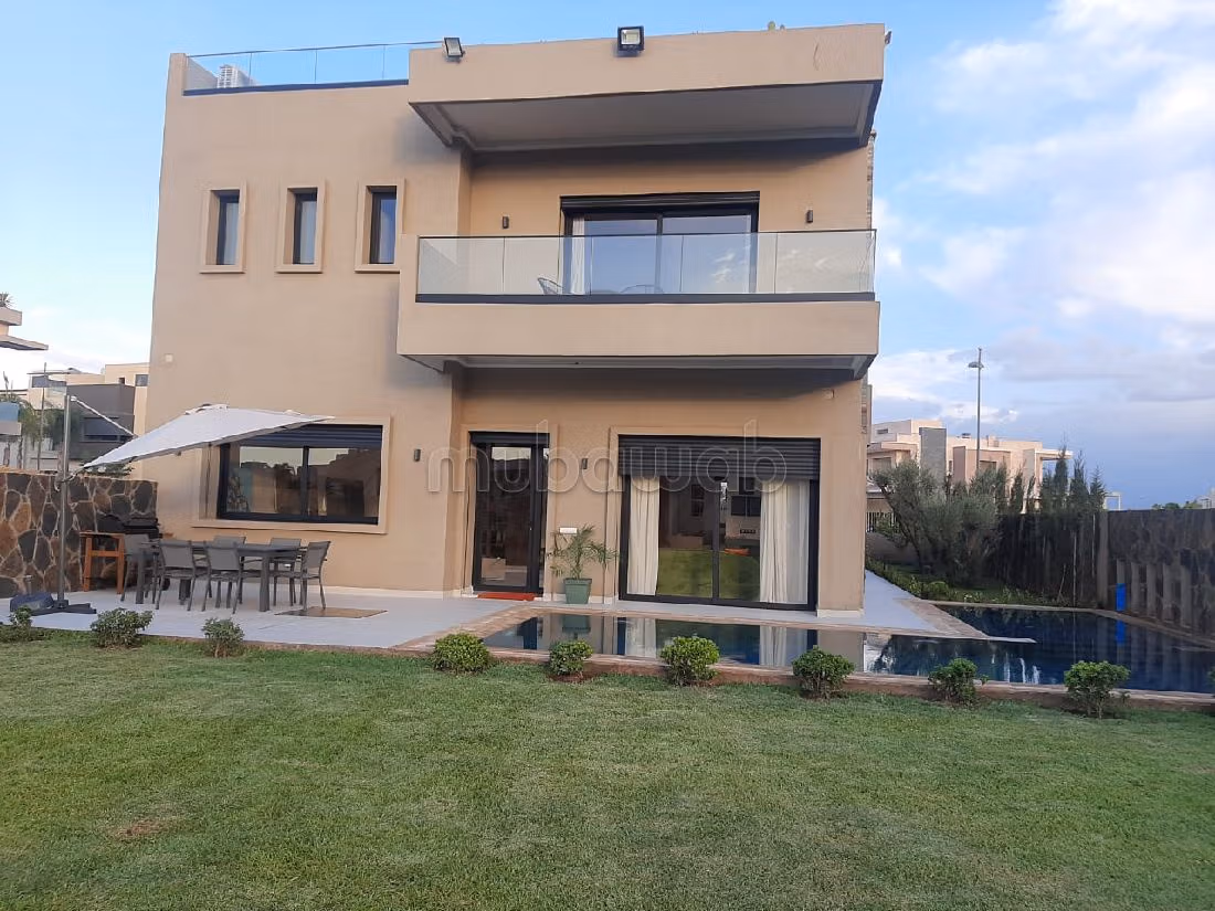 Luxury Villa for sale in Agdal. 13 comfortable rooms. 