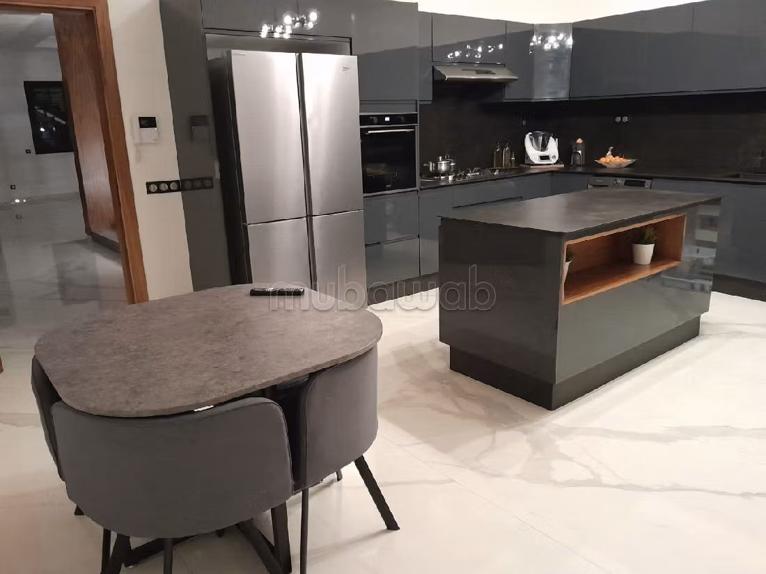 Luxury Villa for sale in Agdal. 13 comfortable rooms. 