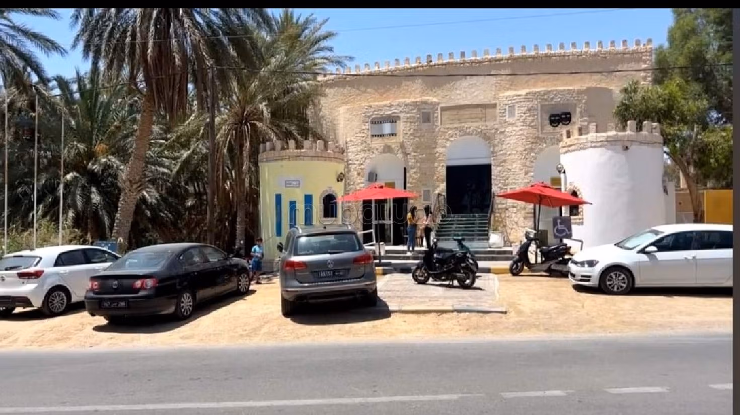 Local commercial à vendre à Kebili Sud. Surface de 650 m². 