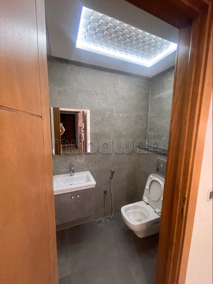Appartement haut standig haut founty