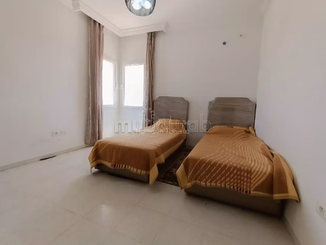 Location appartement khzema est