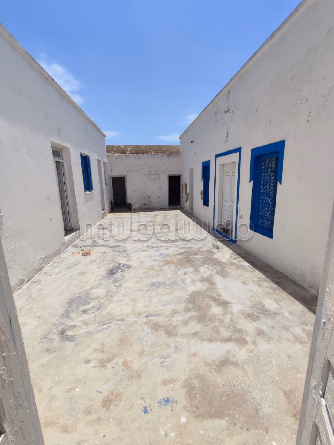 Acquista la tua casa. Superficie di 240 m². Balcone di grandi dimensioni. 