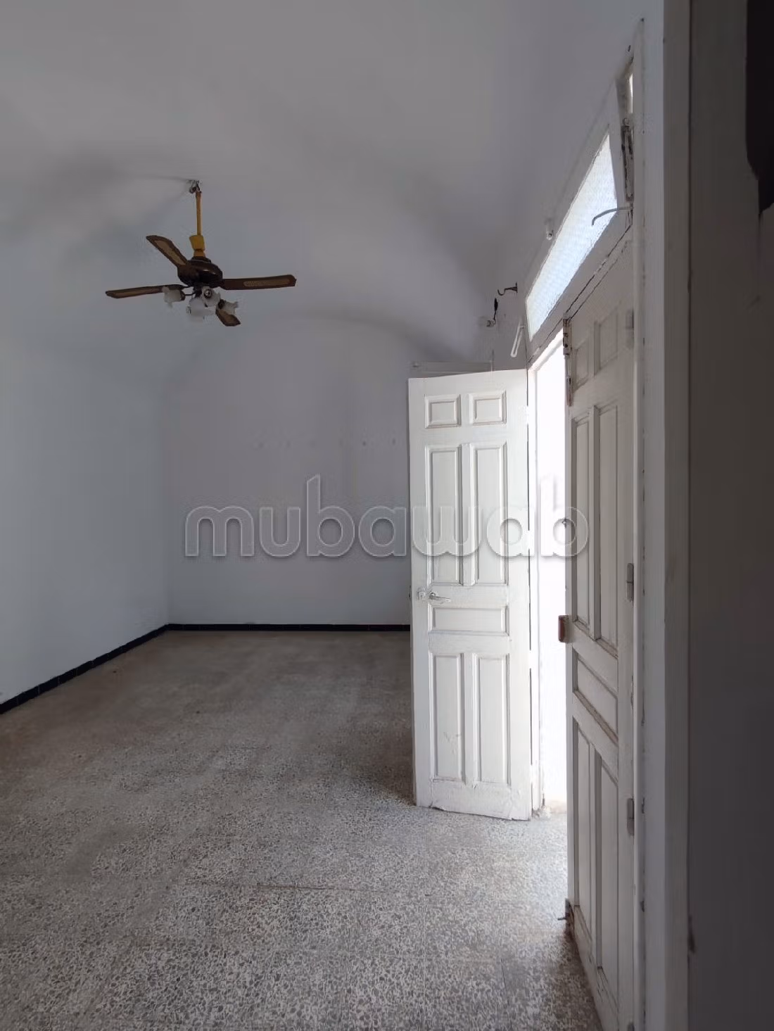 Acquista la tua casa. Superficie di 240 m². Balcone di grandi dimensioni. 